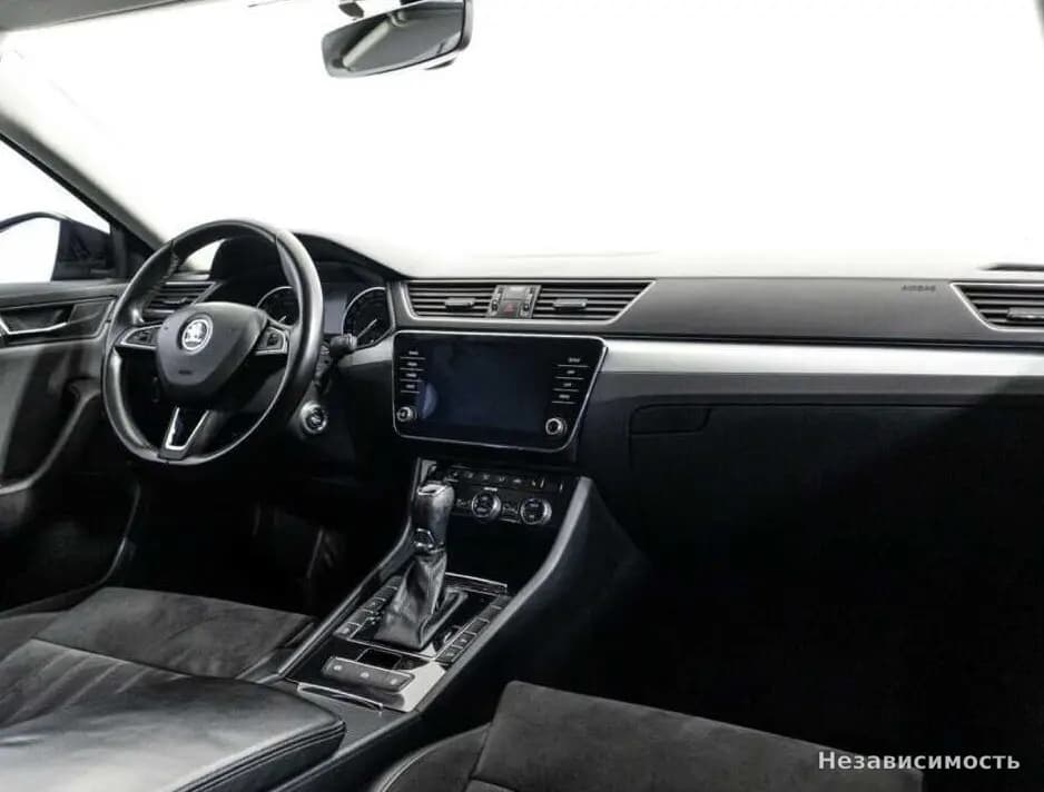 Skoda Superb 2017 с пробегом — фото 9