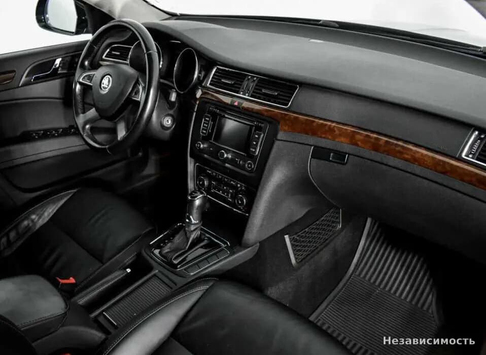 Skoda Superb 2013 с пробегом — фото 10