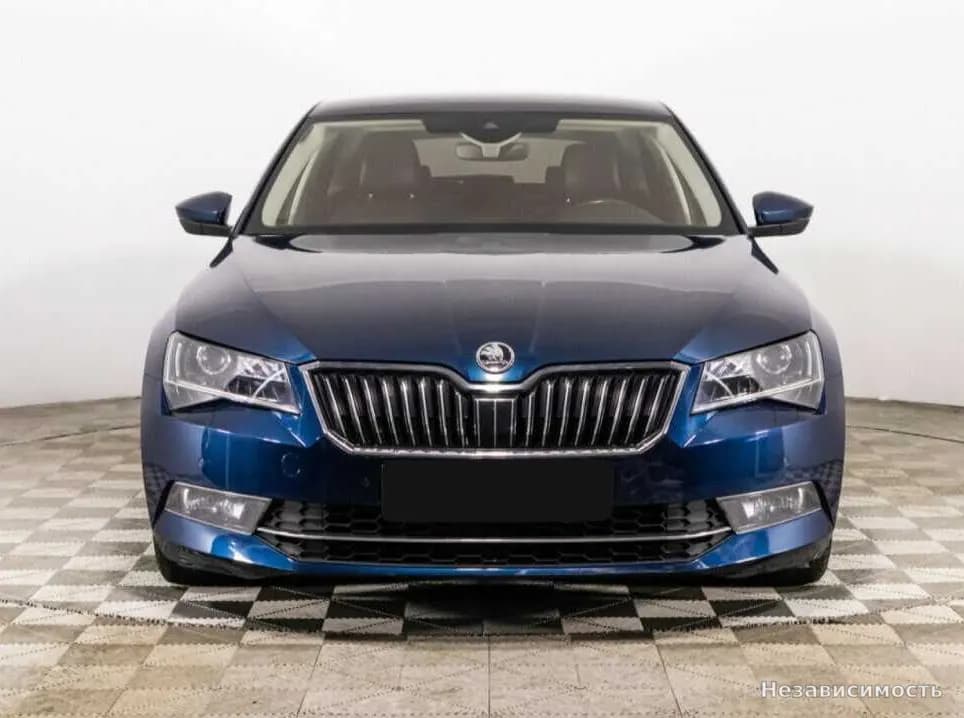 Skoda Superb 2017 с пробегом — фото 2