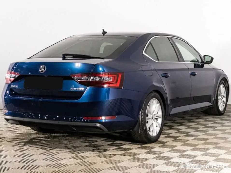 Skoda Superb 2017 с пробегом — фото 5