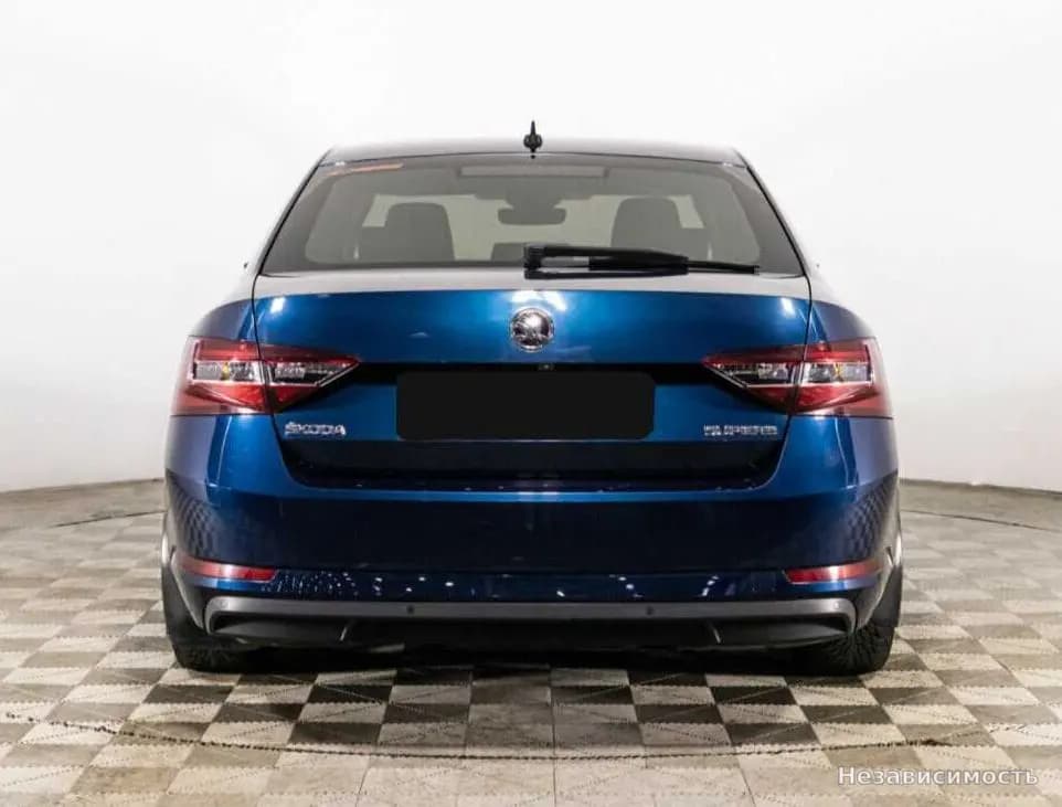 Skoda Superb 2017 с пробегом — фото 6