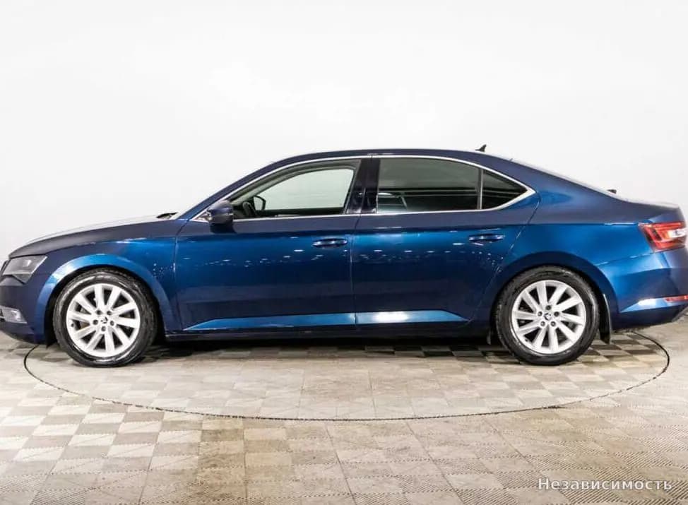 Skoda Superb 2017 с пробегом — фото 8