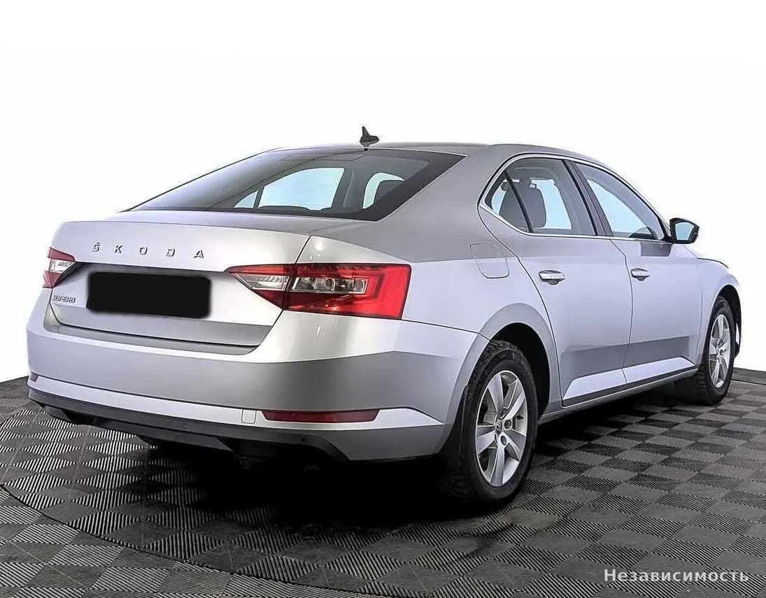 Skoda Superb 2021 с пробегом — фото 5