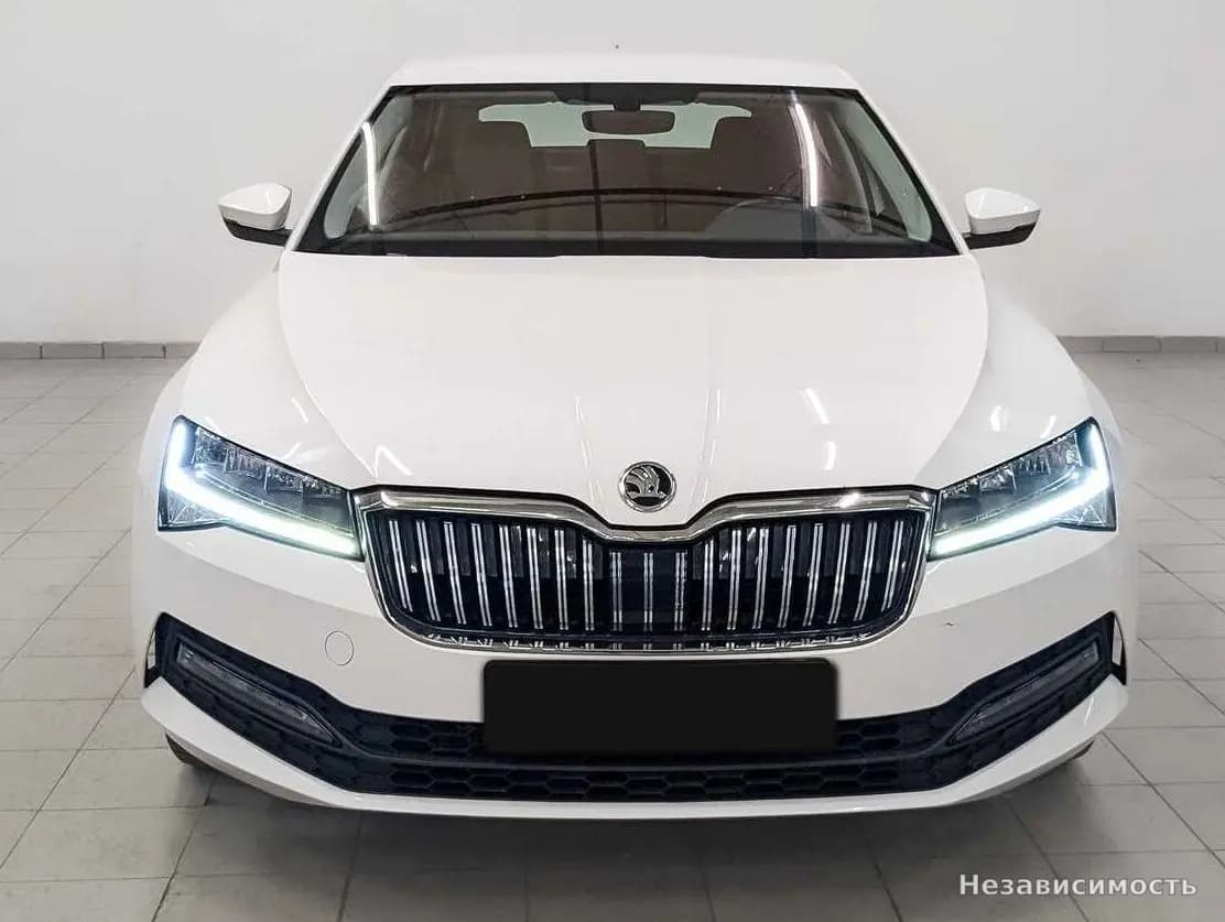 Skoda Superb 2020 с пробегом — фото 3