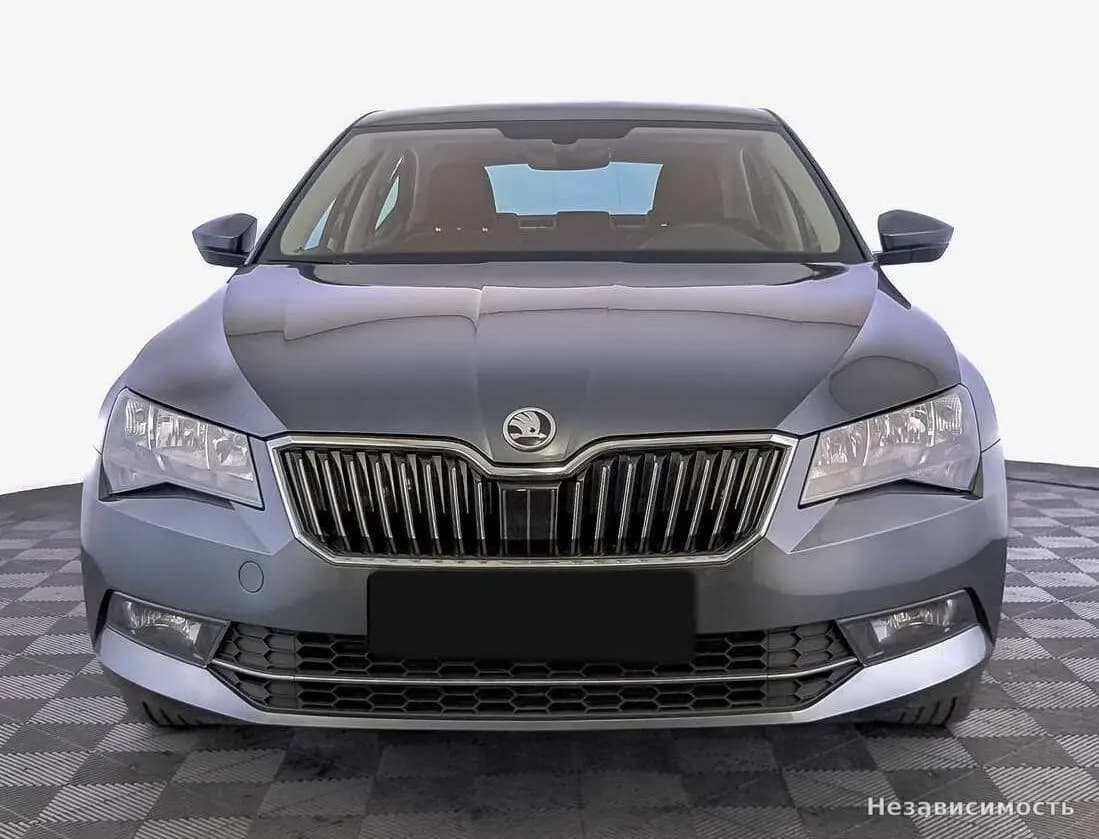 Skoda Superb 2019 с пробегом — фото 2