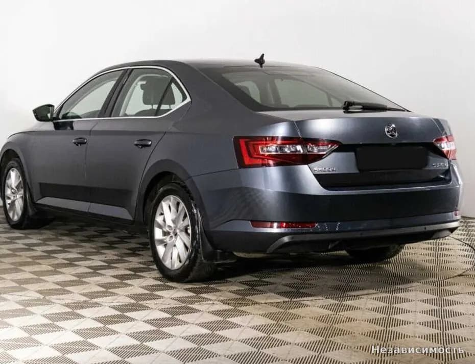 Skoda Superb 2018 с пробегом — фото 7