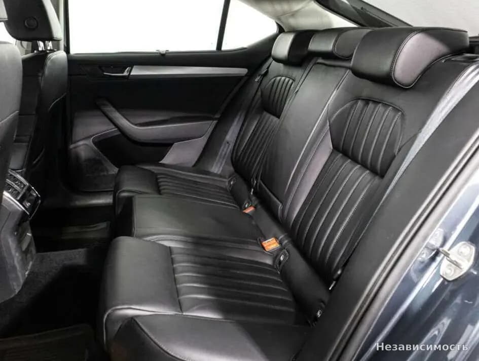 Skoda Superb 2018 с пробегом — фото 10