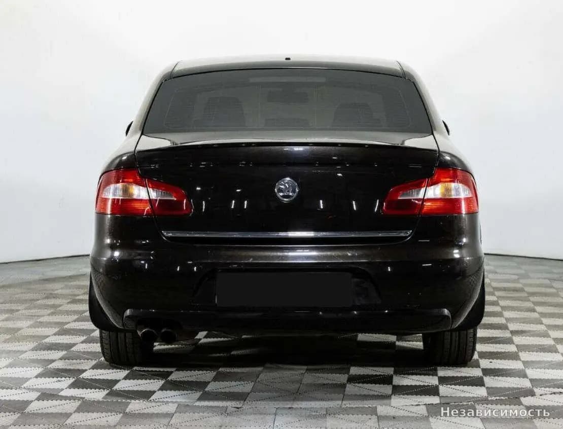 Skoda Superb 2012 с пробегом — фото 6