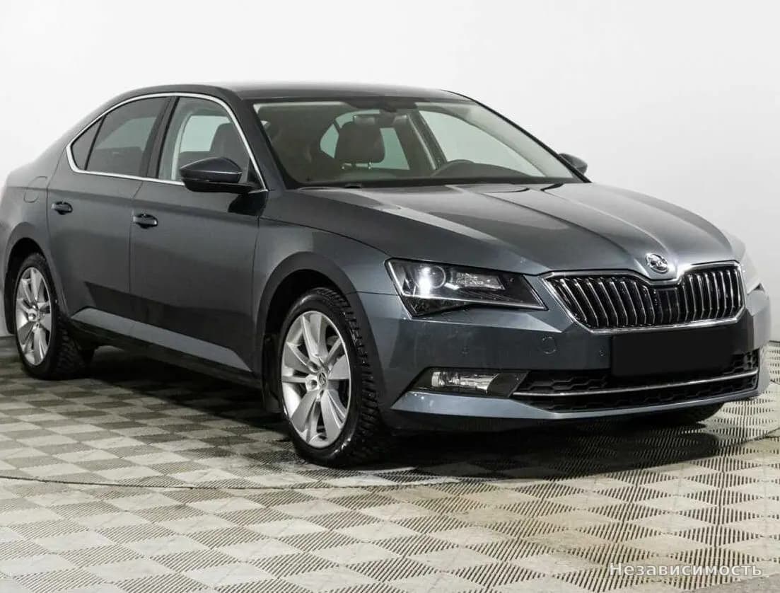 Skoda Superb 2019 с пробегом — фото 3