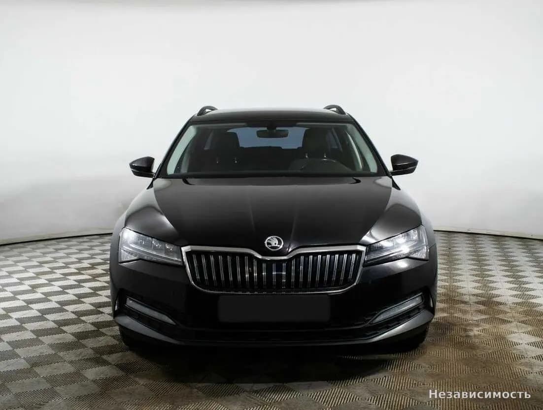 Skoda Superb 2020 с пробегом — фото 2