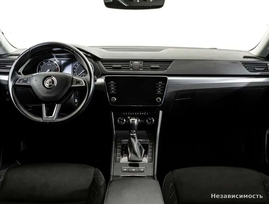 Skoda Superb 2018 с пробегом — фото 8