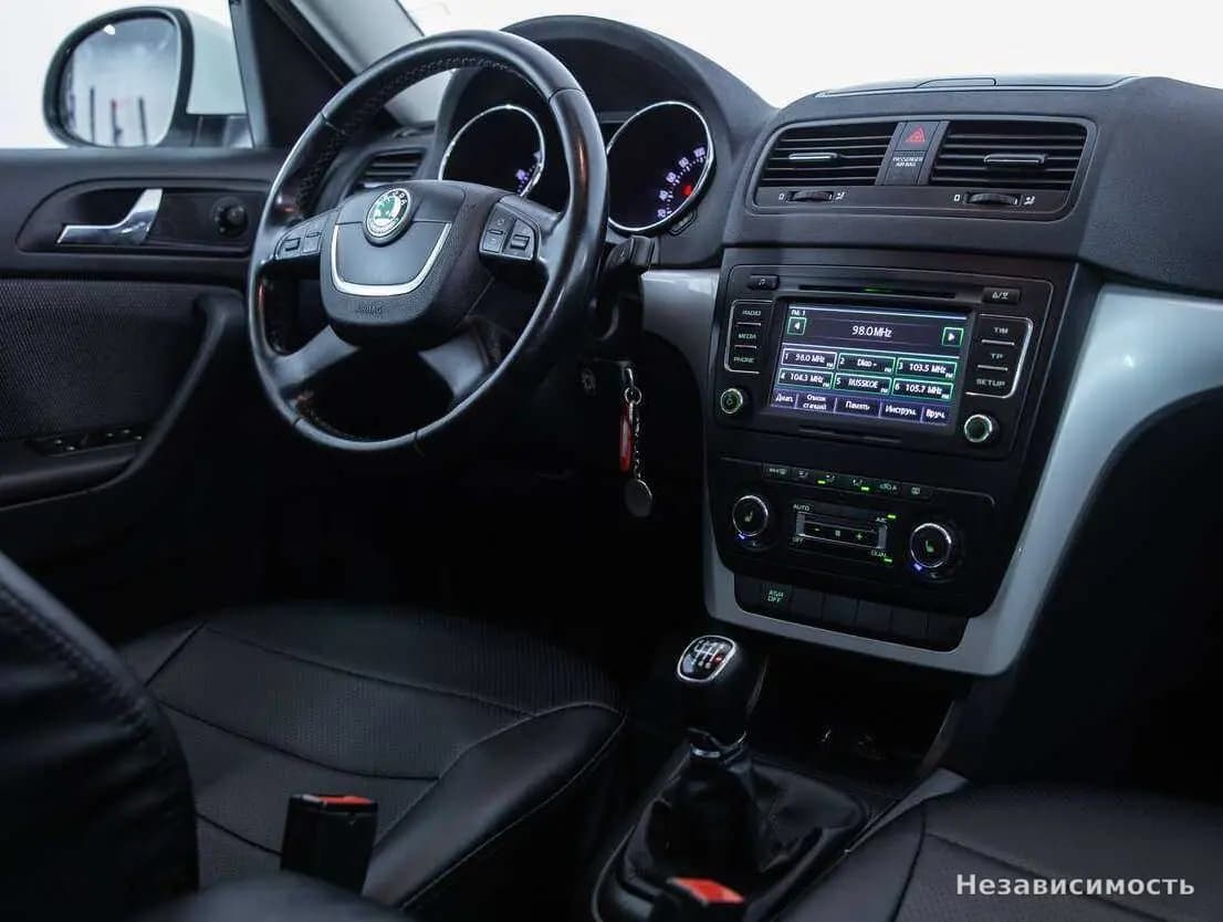 Skoda Yeti 2013 с пробегом — фото 10