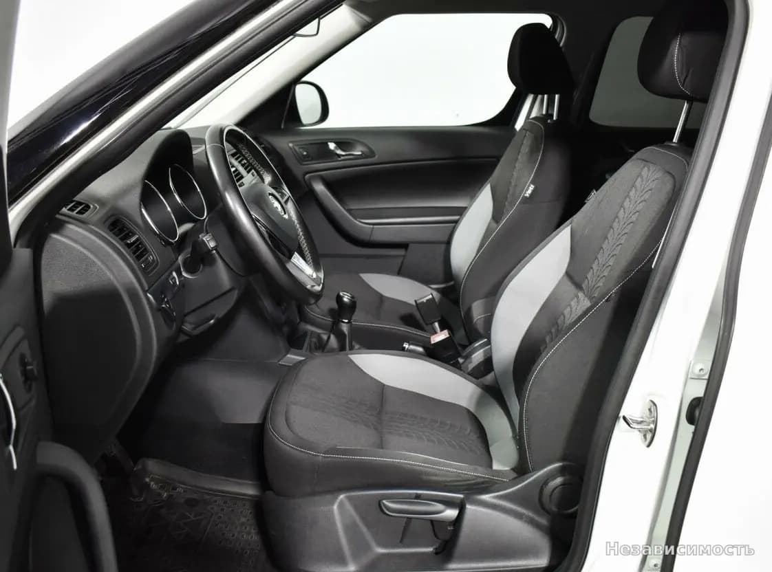 Skoda Yeti 2017 с пробегом — фото 10