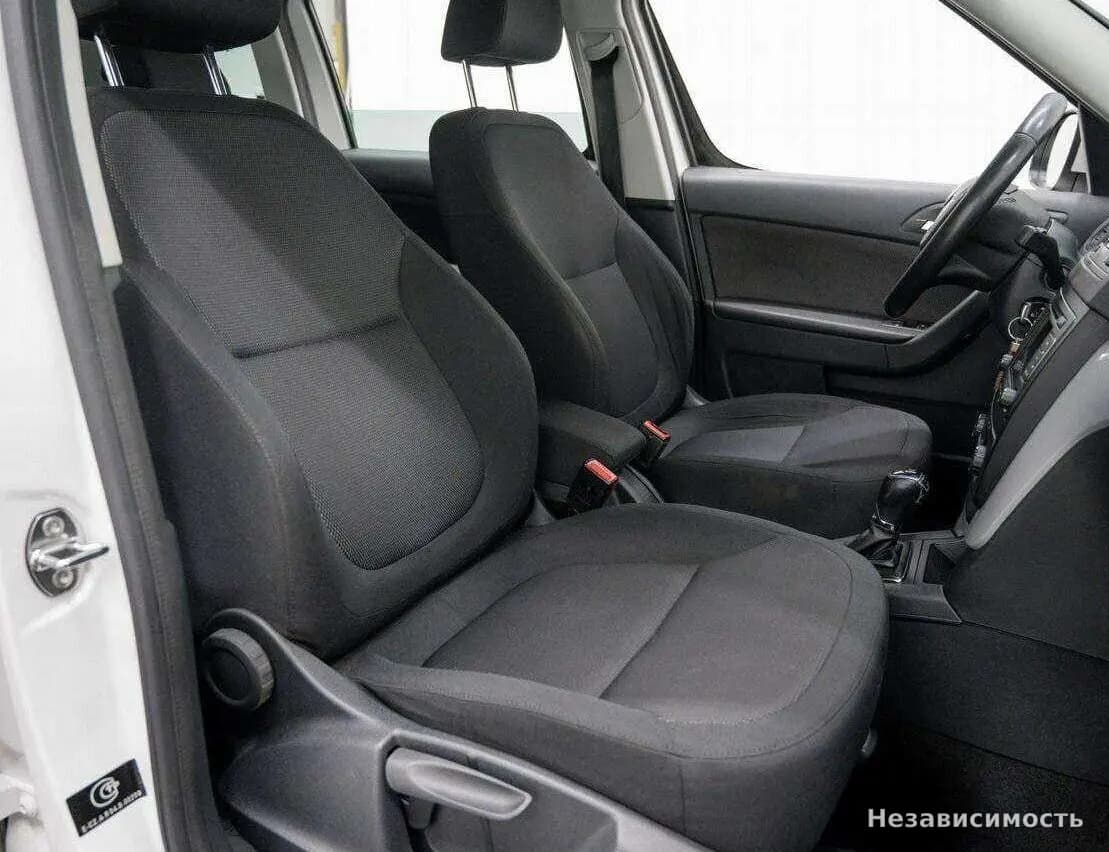 Skoda Yeti 2013 с пробегом — фото 8
