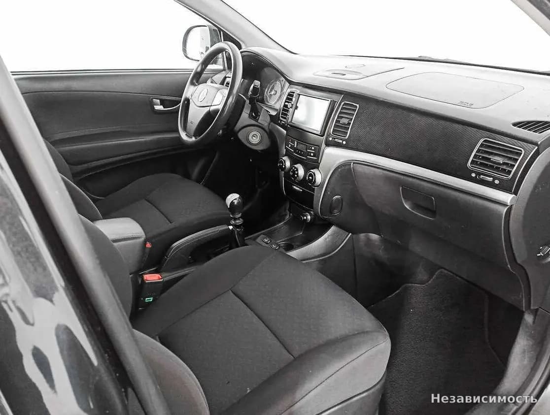SsangYong Actyon 2013 с пробегом — фото 10