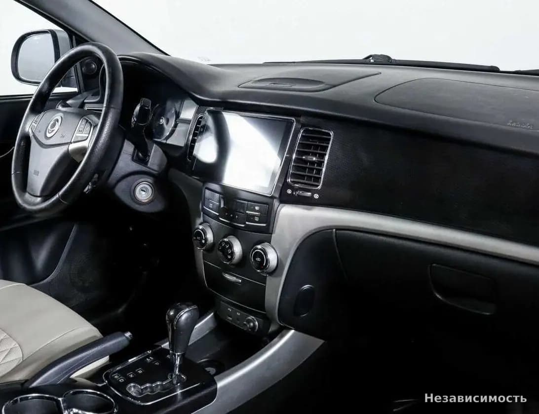 SsangYong Actyon 2012 с пробегом — фото 9