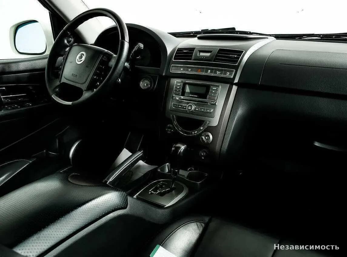 SsangYong Rexton 2013 с пробегом — фото 9