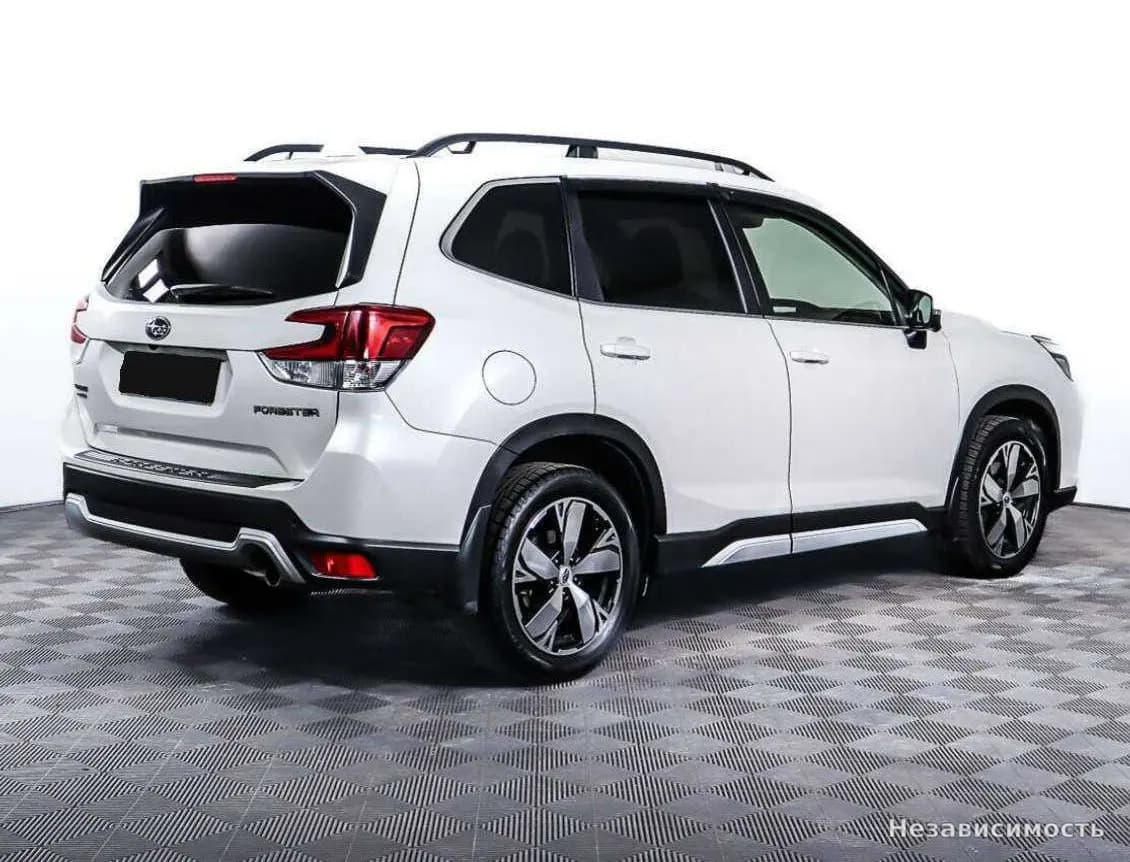Subaru Forester 2019 с пробегом — фото 5