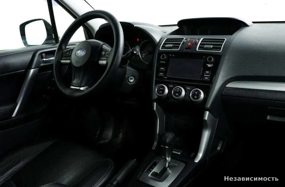 Subaru Forester 2015 с пробегом — фото 9