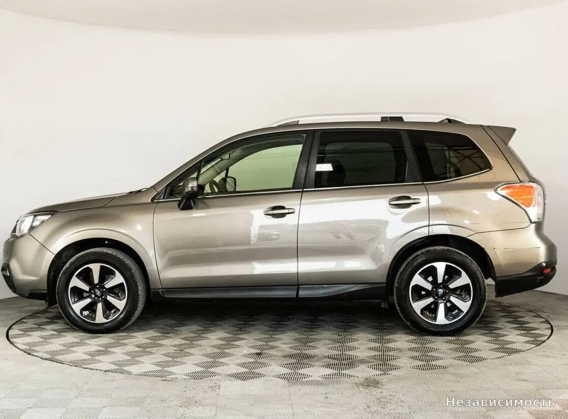 Subaru Forester 2017 с пробегом — фото 8