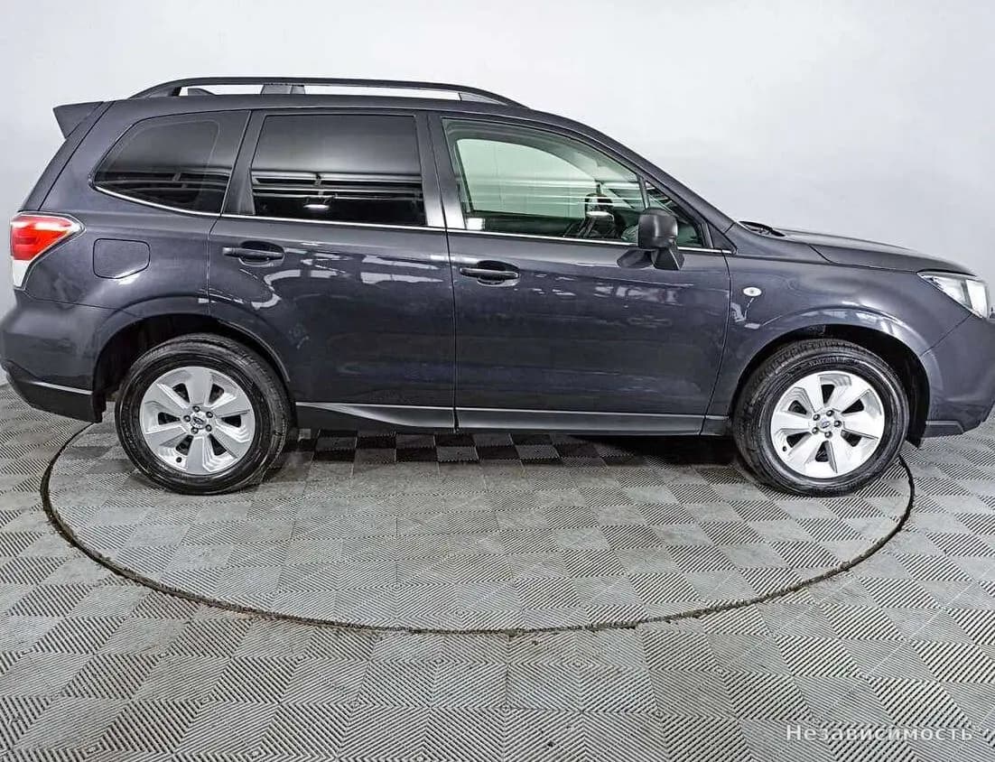 Subaru Forester 2017 с пробегом — фото 4