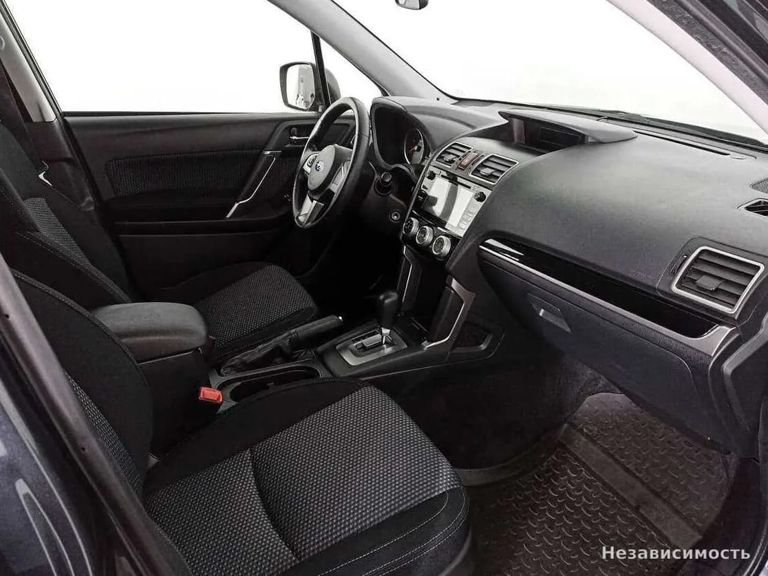Subaru Forester 2017 с пробегом — фото 9