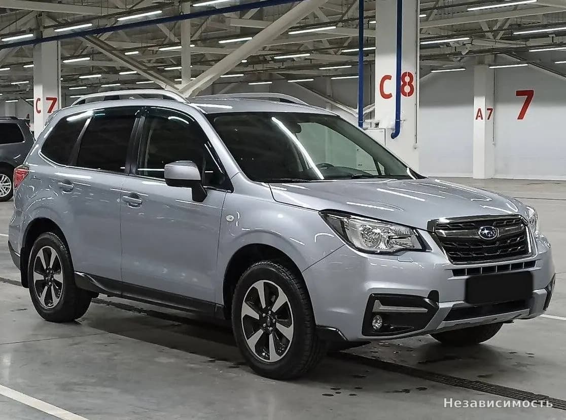 Subaru Forester 2017 с пробегом — фото 3