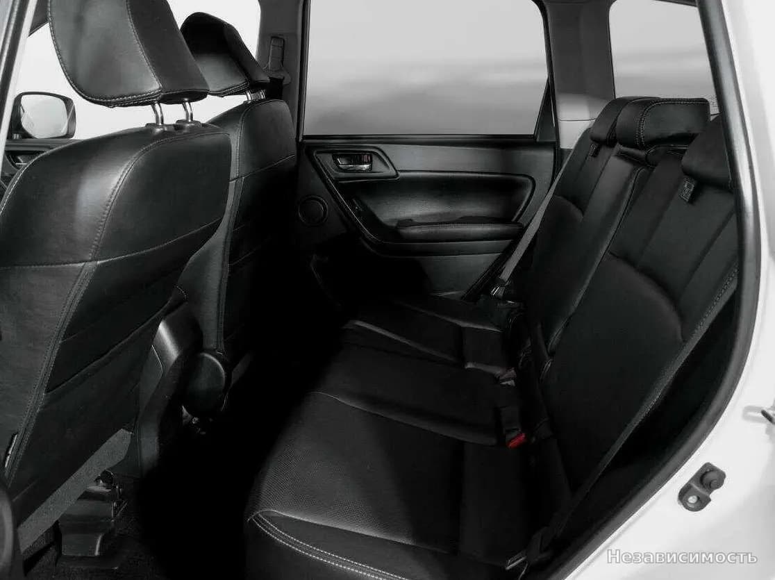 Subaru Forester 2014 с пробегом — фото 10
