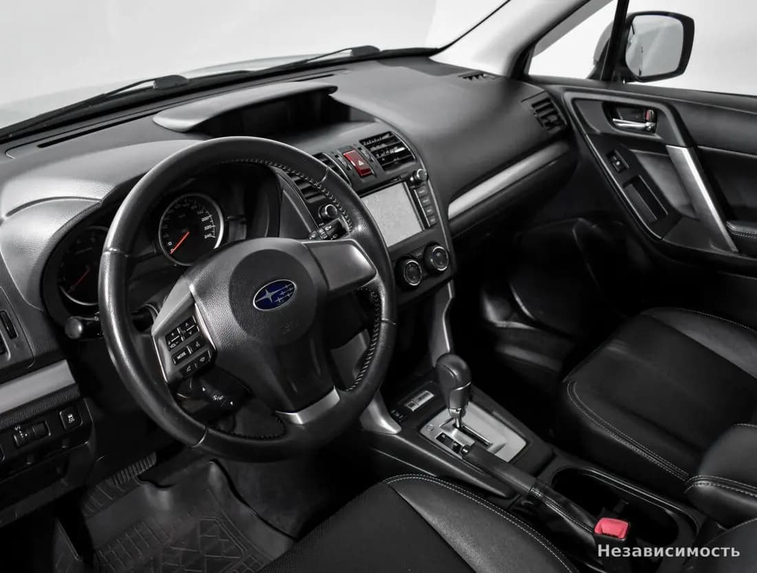 Subaru Forester 2014 с пробегом — фото 7