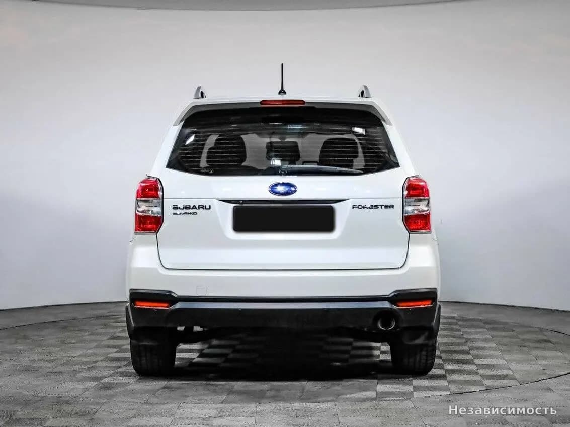 Subaru Forester 2014 с пробегом — фото 6