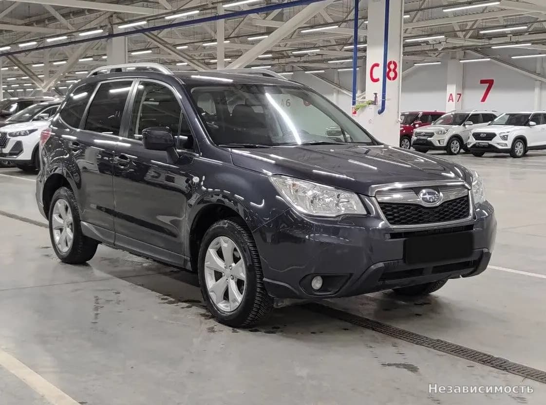 Subaru Forester 2015 с пробегом — фото 3