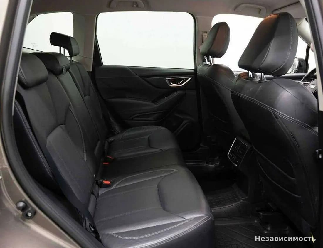 Subaru Forester 2018 с пробегом — фото 10