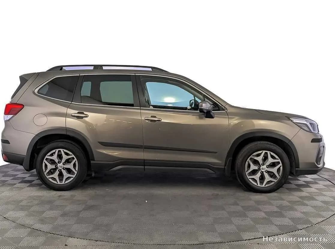 Subaru Forester 2019 с пробегом — фото 4