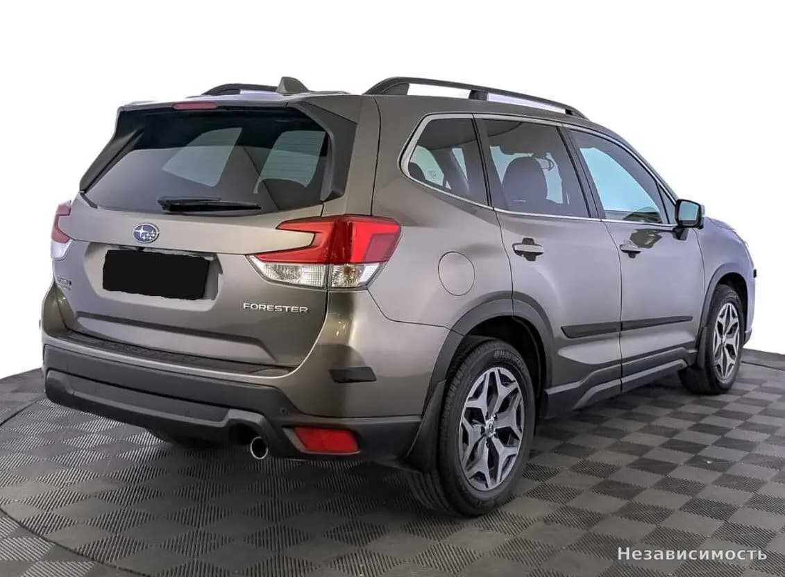 Subaru Forester 2019 с пробегом — фото 5