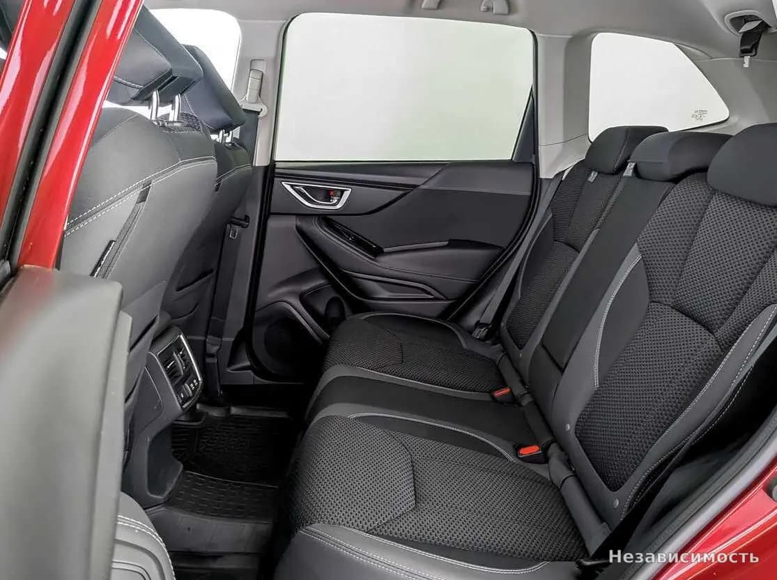 Subaru Forester 2019 с пробегом — фото 10