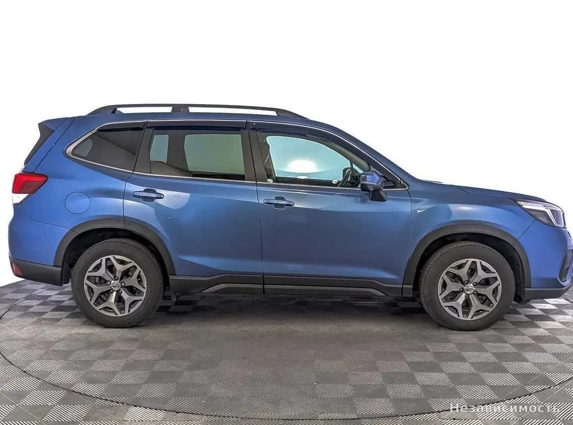 Subaru Forester 2019 с пробегом — фото 4