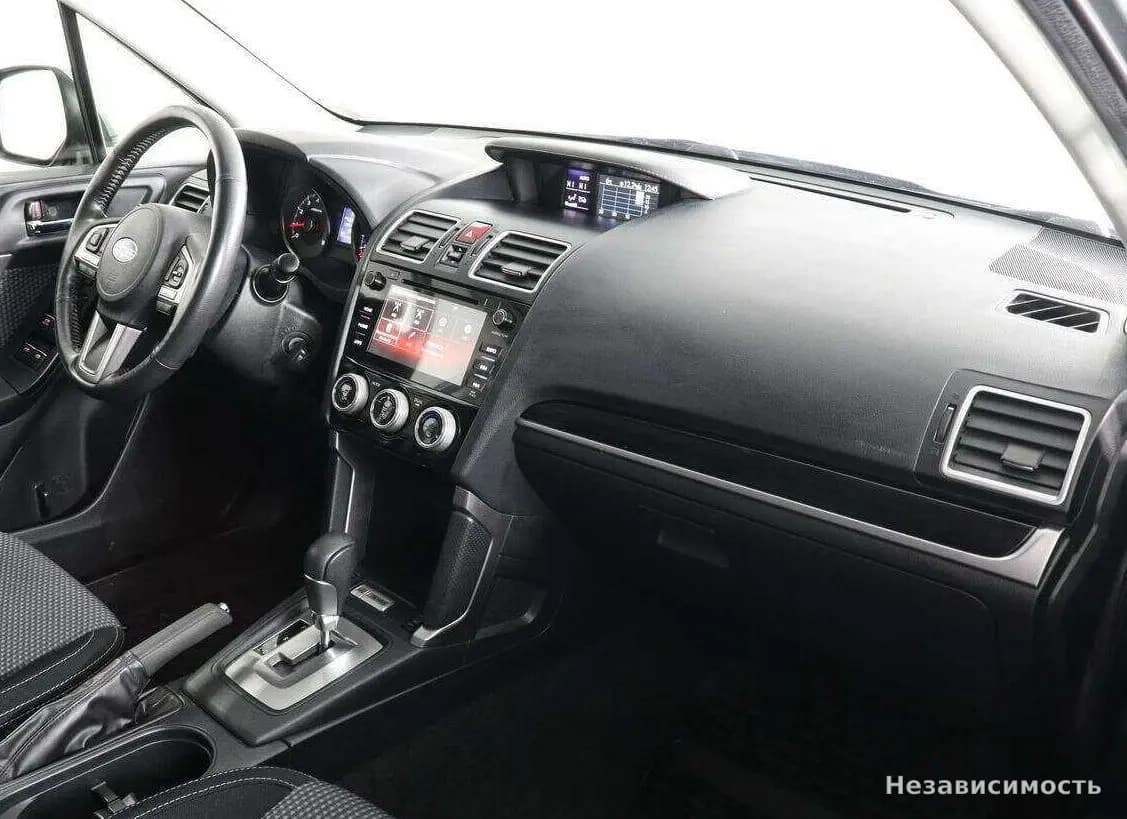 Subaru Forester 2017 с пробегом — фото 9