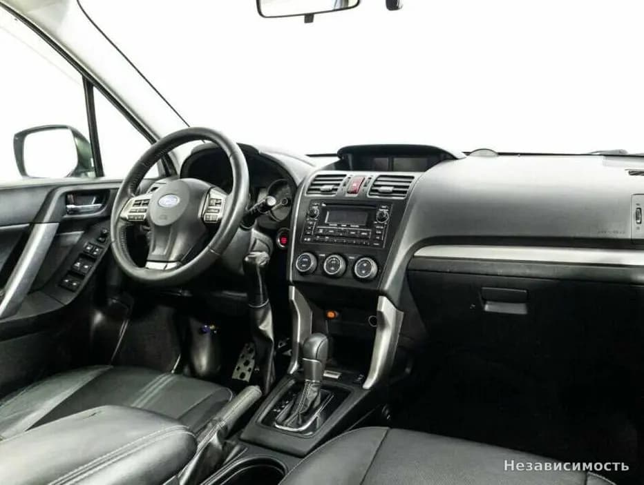 Subaru Forester 2014 с пробегом — фото 9