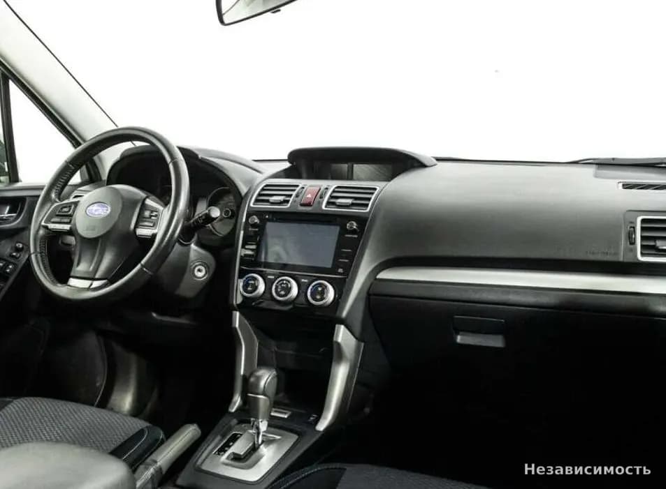 Subaru Forester 2016 с пробегом — фото 9