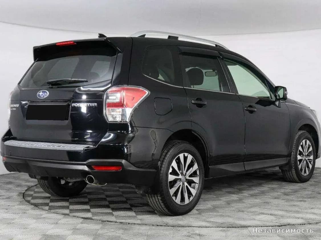 Subaru Forester 2017 с пробегом — фото 5