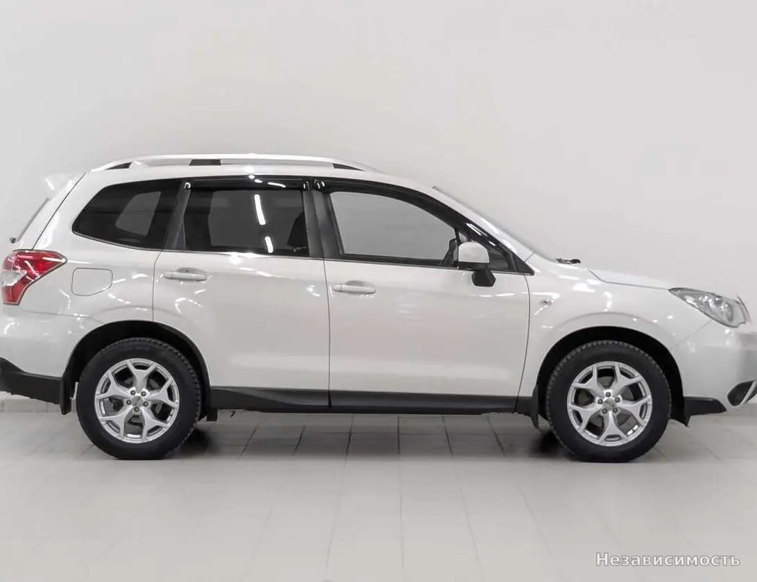 Subaru Forester 2015 с пробегом — фото 4