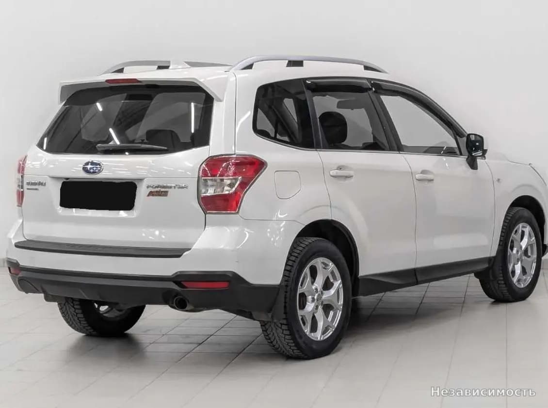 Subaru Forester 2015 с пробегом — фото 5