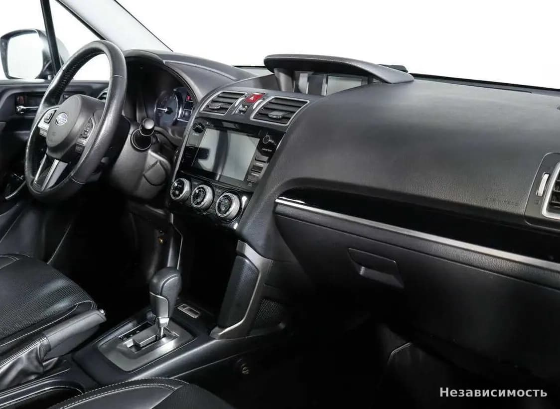 Subaru Forester 2016 с пробегом — фото 6