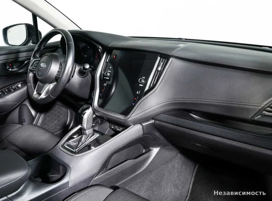 Subaru Legacy 2020 с пробегом — фото 7