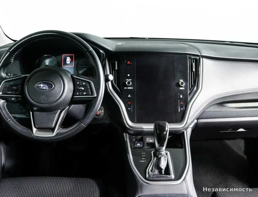 Subaru Legacy 2020 с пробегом — фото 10