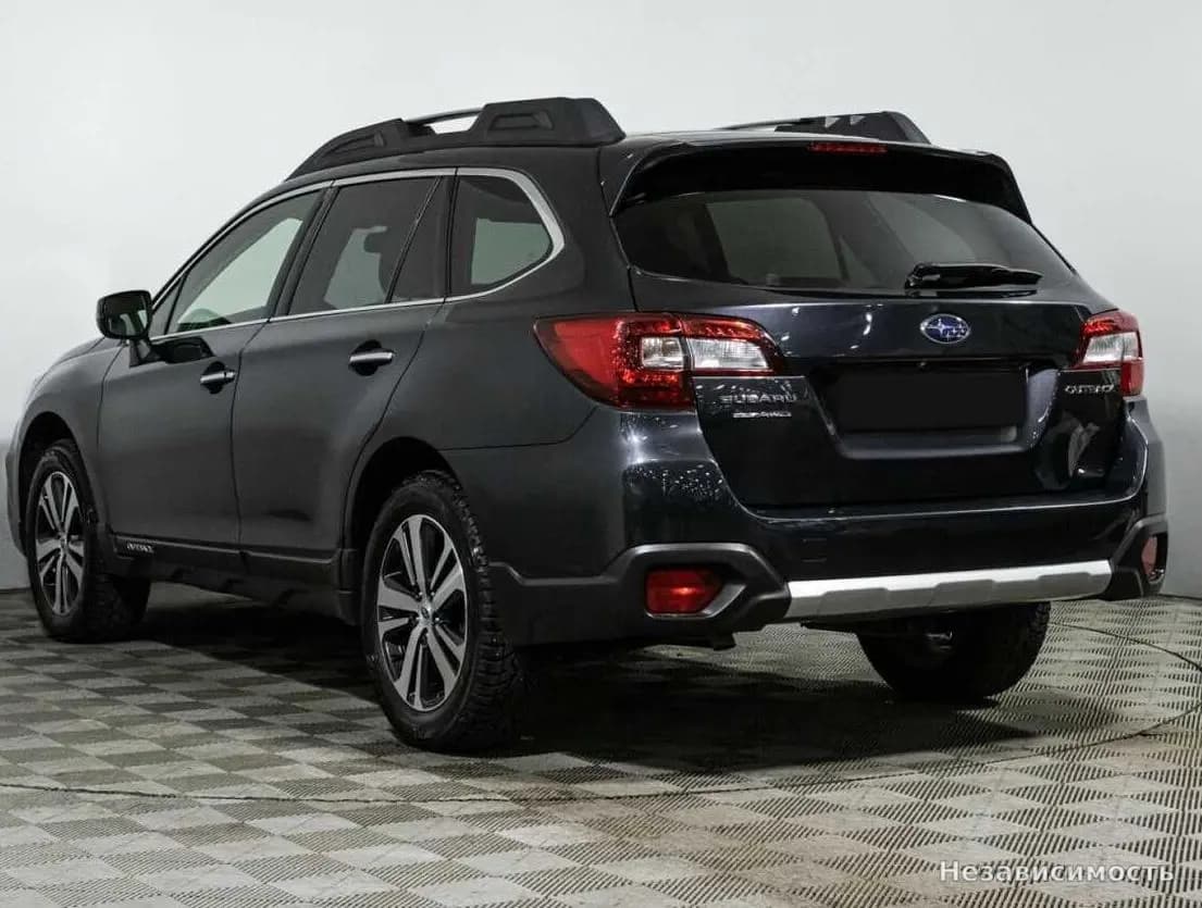 Subaru Outback 2018 с пробегом — фото 7