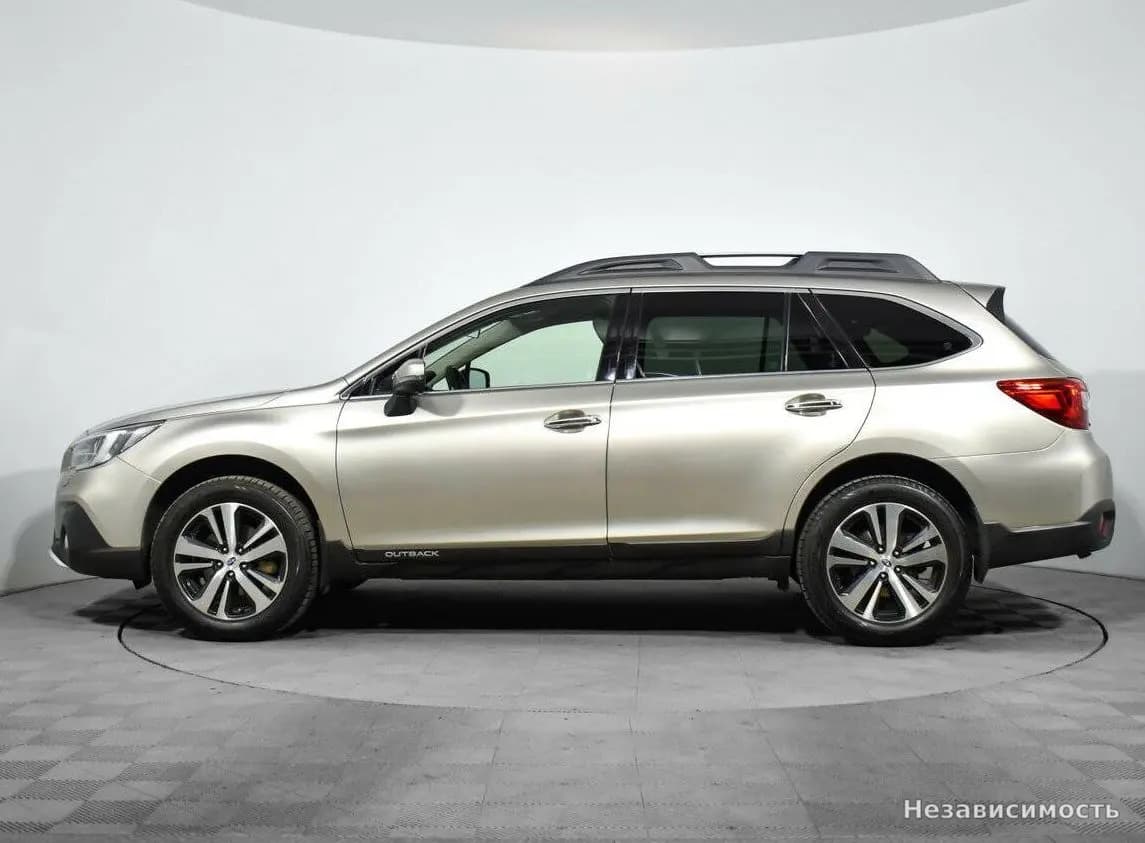 Subaru Outback 2018 с пробегом — фото 8