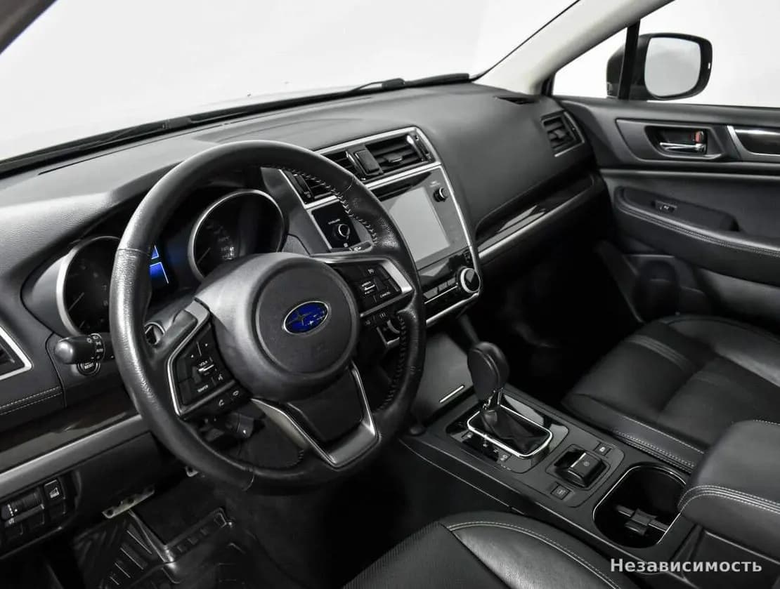 Subaru Outback 2018 с пробегом — фото 9