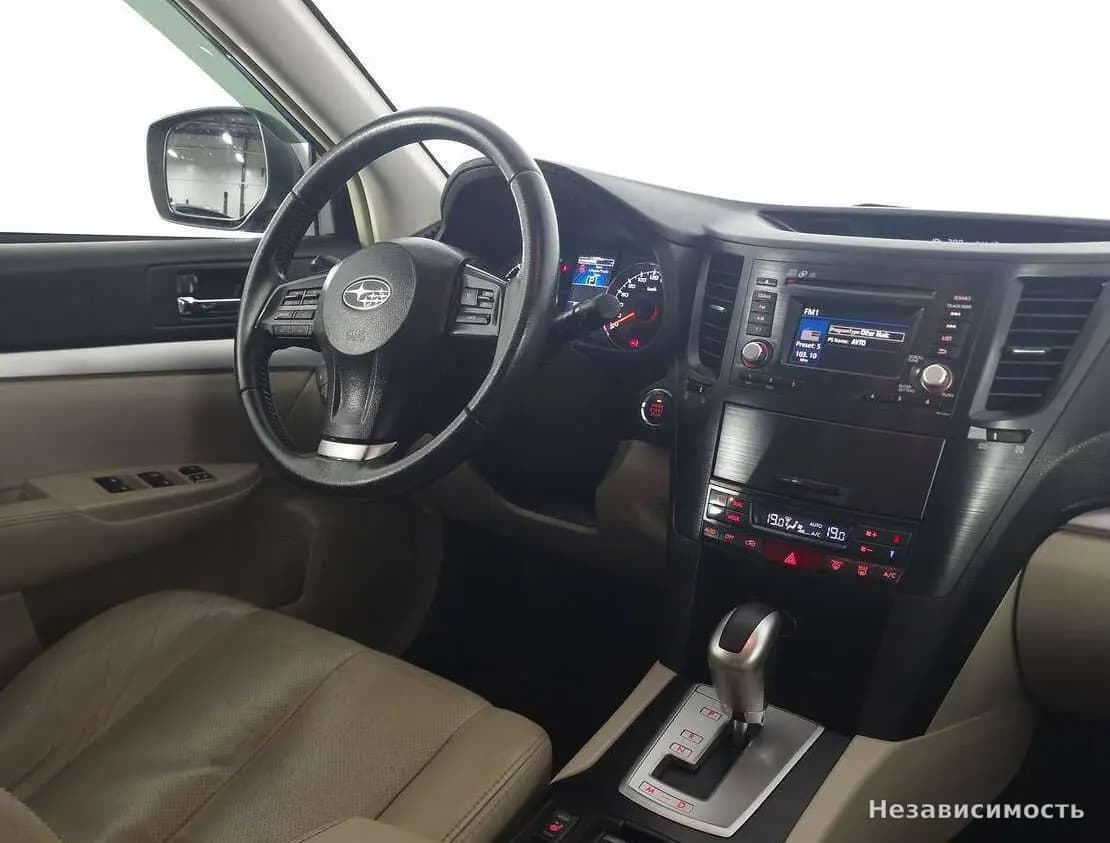Subaru Outback 2014 с пробегом — фото 9