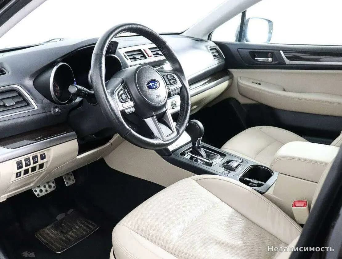 Subaru Outback 2017 с пробегом — фото 8